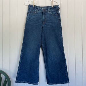 Old Navy Wide Leg Extra High Rise Jeans